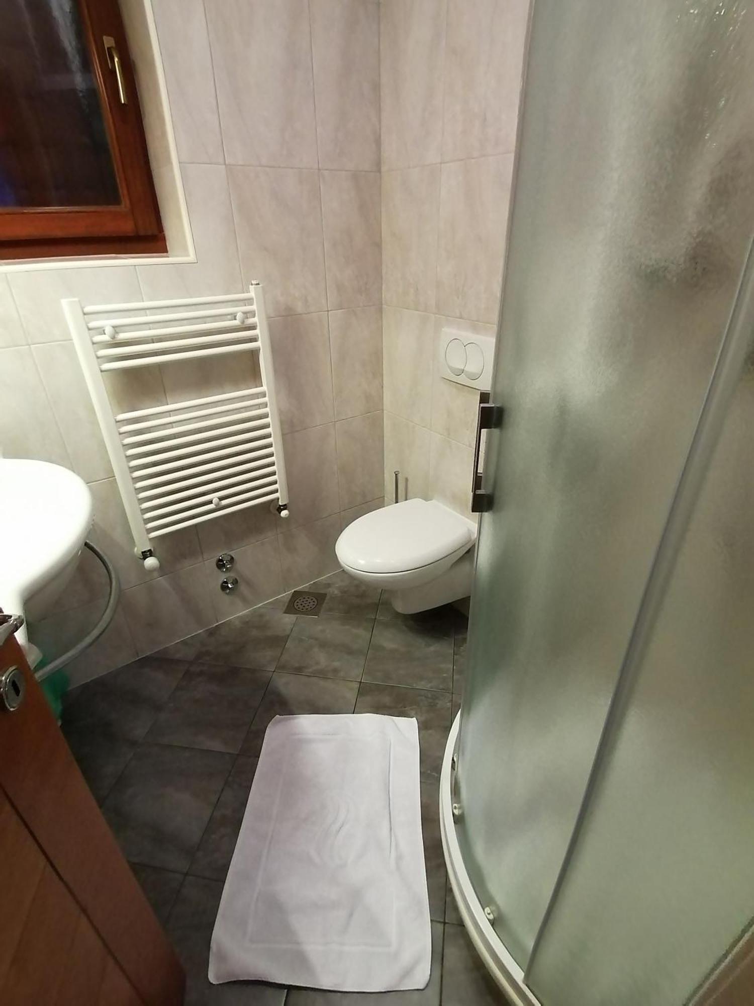 Bivanje na kmetiji Homestead Vrbin
